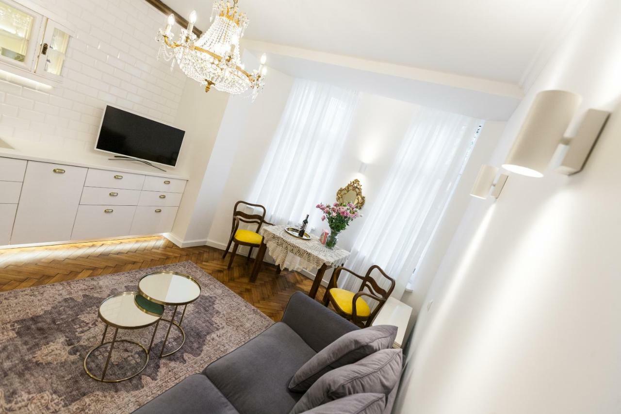 Luxury Apartment Pod Zyrandolem Krakau Exterior foto