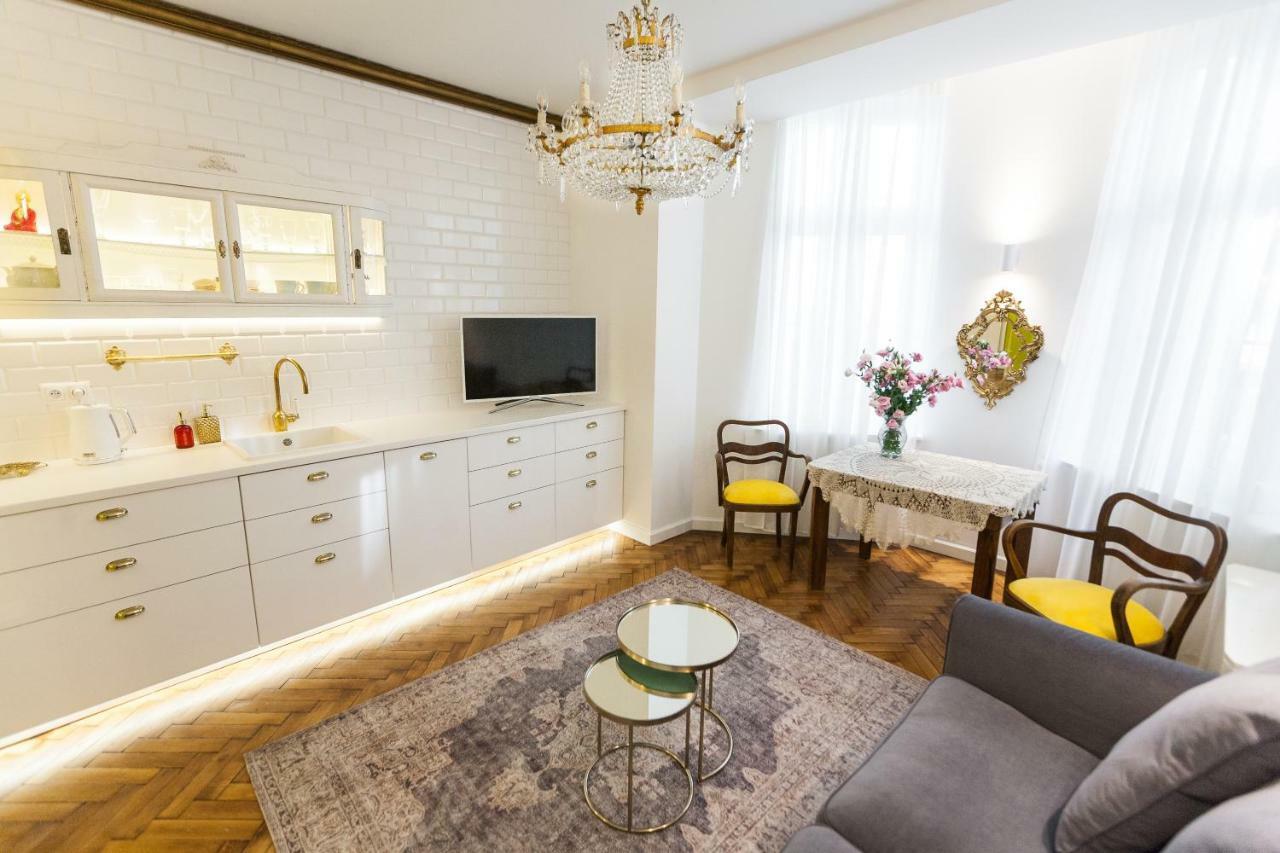 Luxury Apartment Pod Zyrandolem Krakau Exterior foto