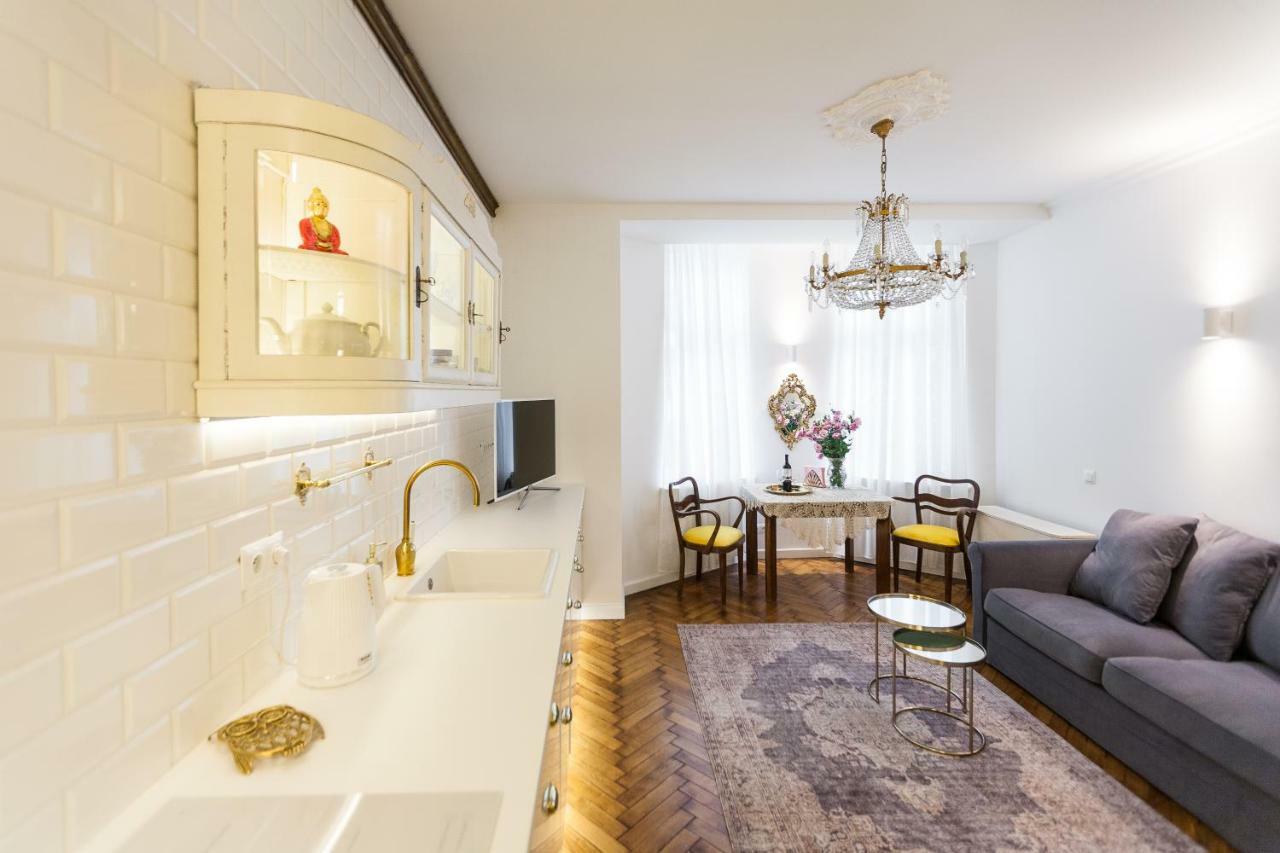 Luxury Apartment Pod Zyrandolem Krakau Exterior foto