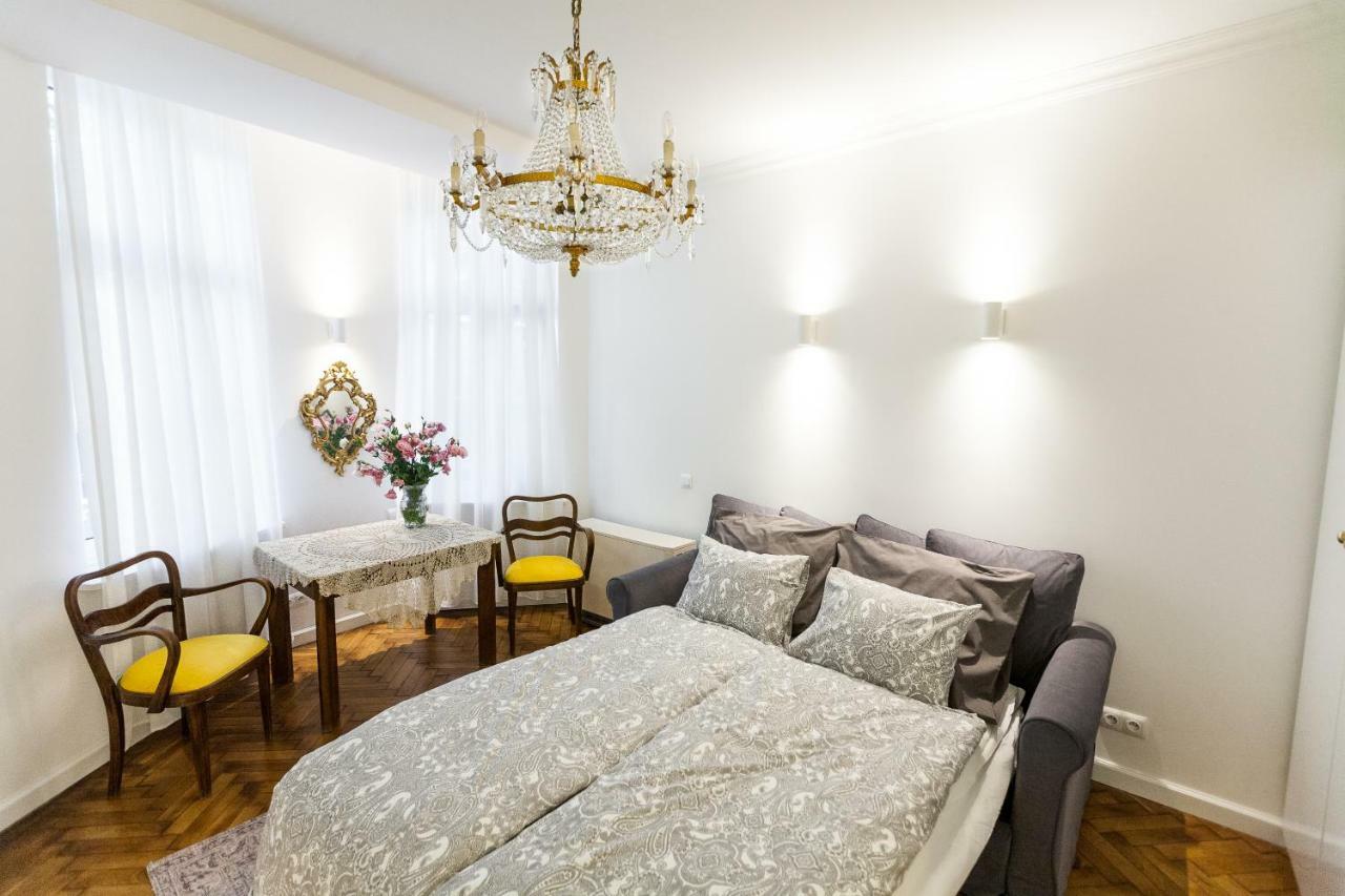 Luxury Apartment Pod Zyrandolem Krakau Exterior foto